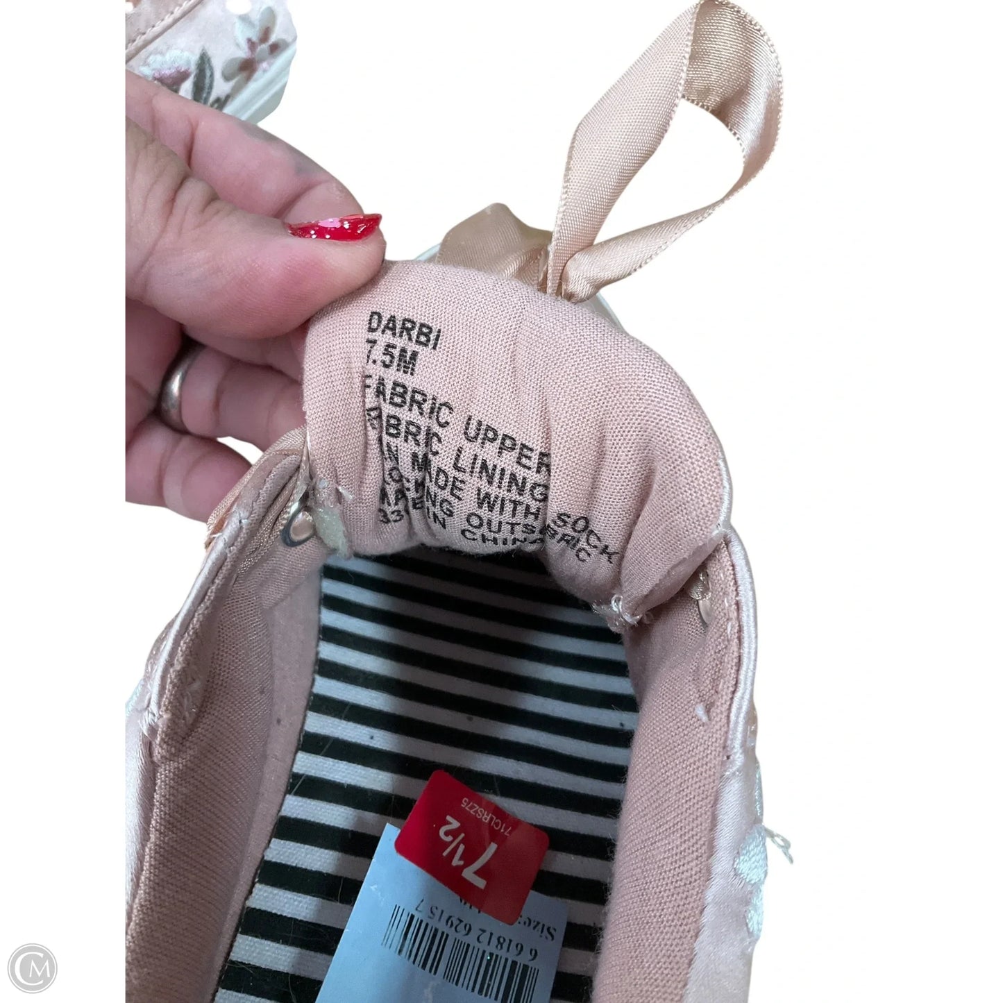 Shoes Flats By Forever In Ivory, Size: 7