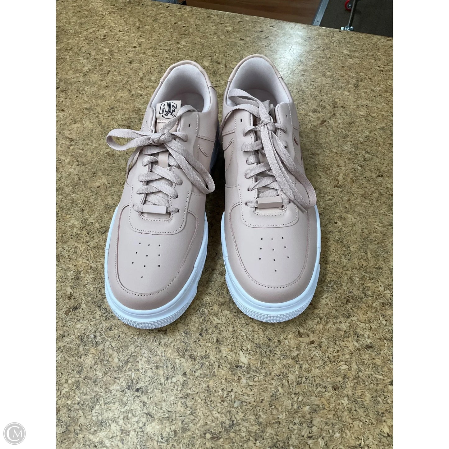 Shoes Sneakers By Nike In Mauve, Size: 12
