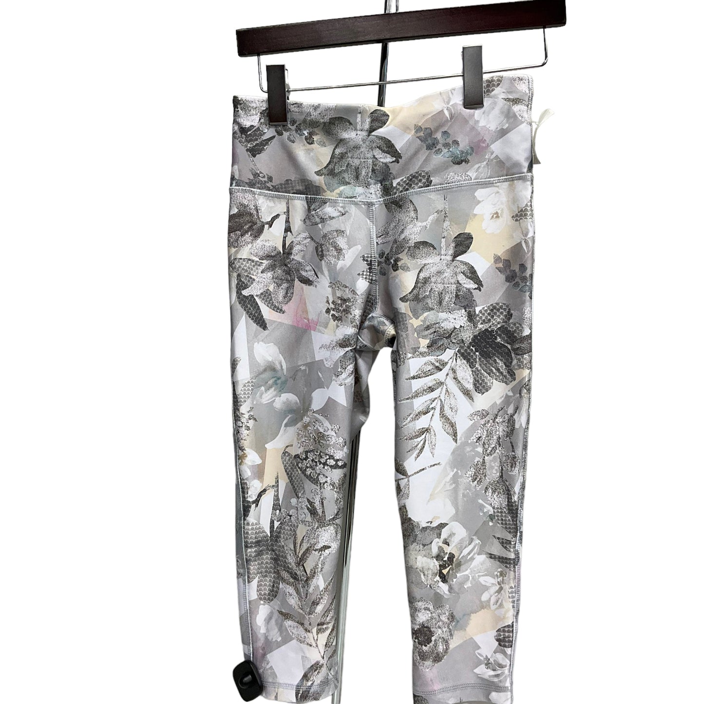 Athletic Capris By Nike Apparel Size: S