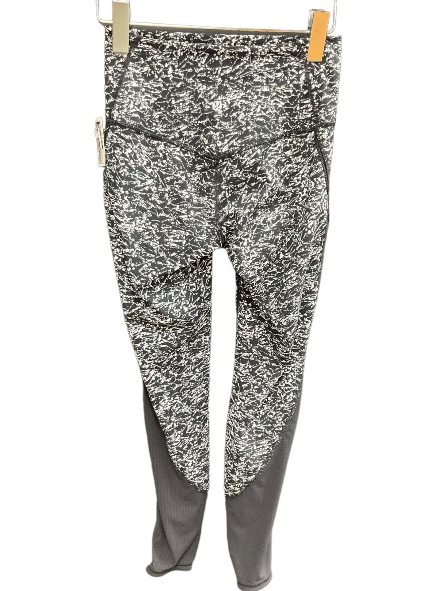 Athletic Leggings By Lululemon Size: 4