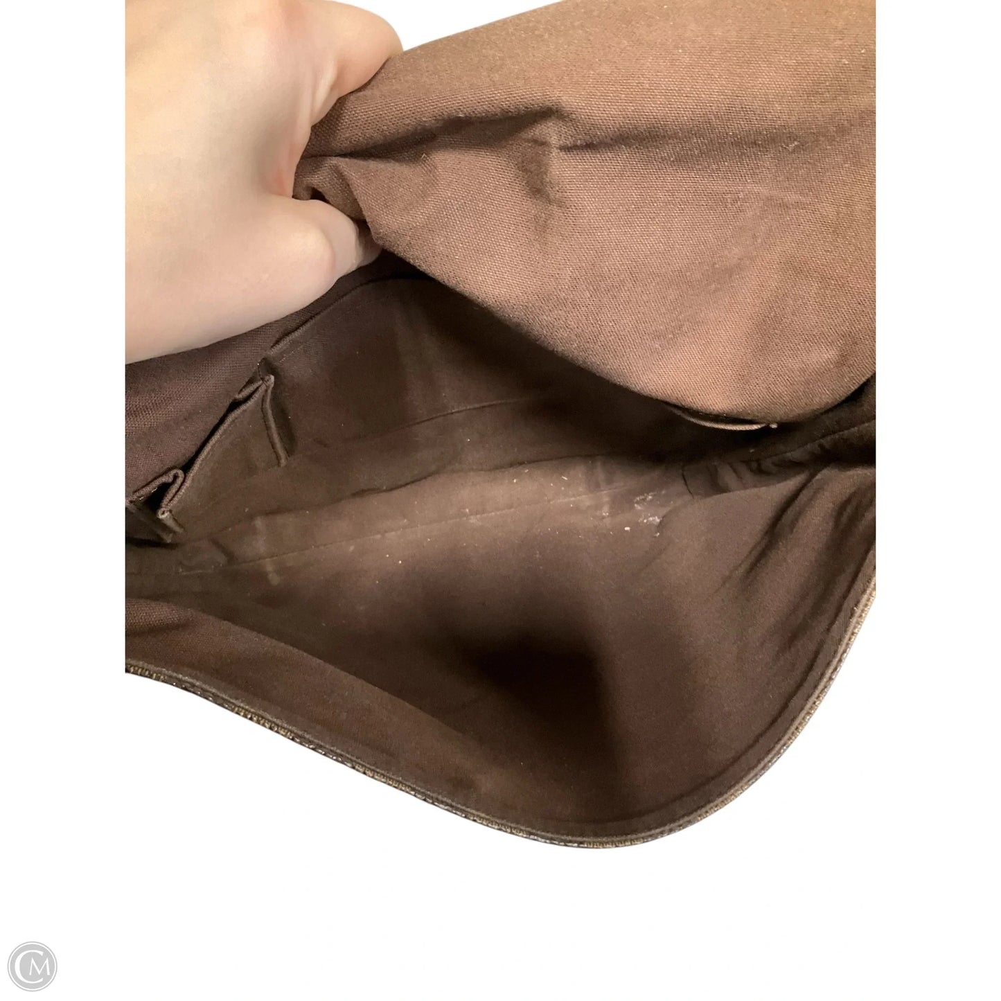 Crossbody Luxury Designer By Louis Vuitton, Size: Medium