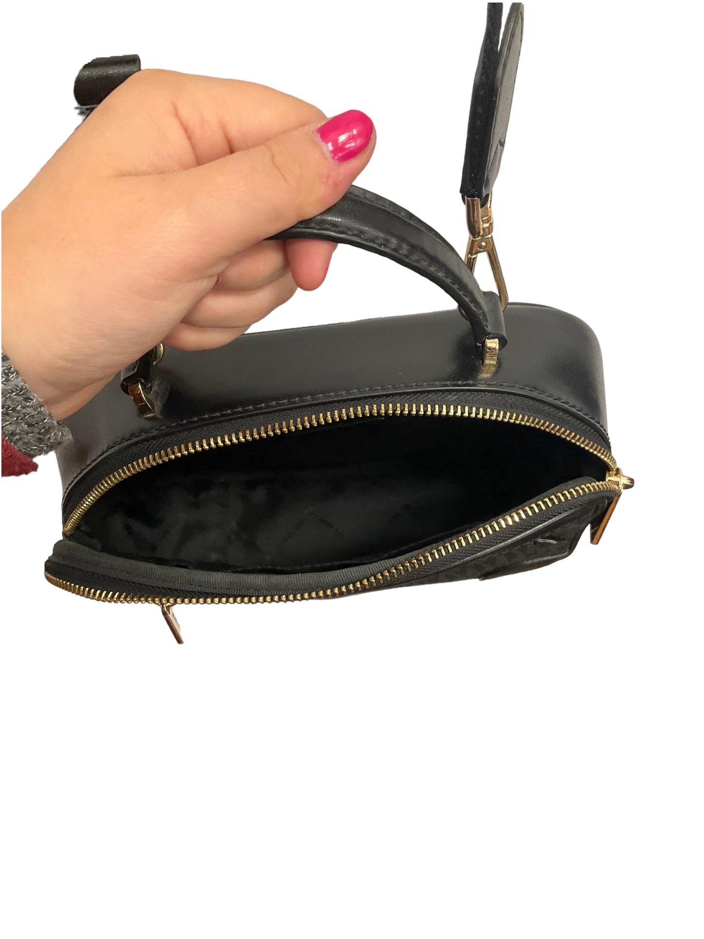 Crossbody Designer By Michael Kors Size: Medium