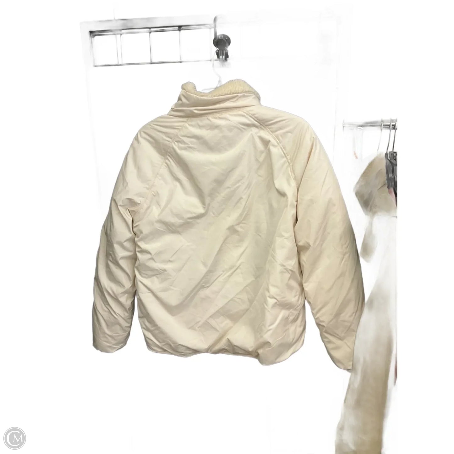 Jacket Faux Fur & Sherpa By Clothes Mentor In Cream, Size: S