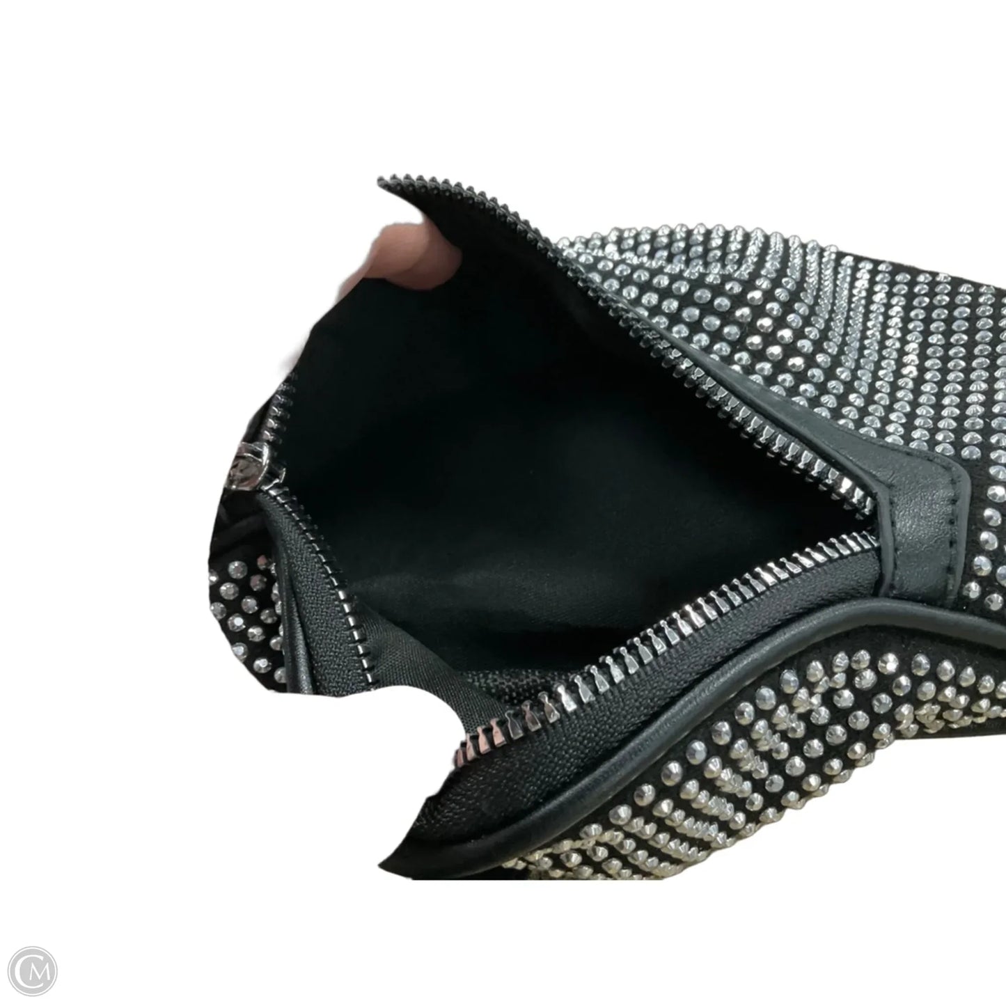Belt Bag By Clothes Mentor, Size: Medium