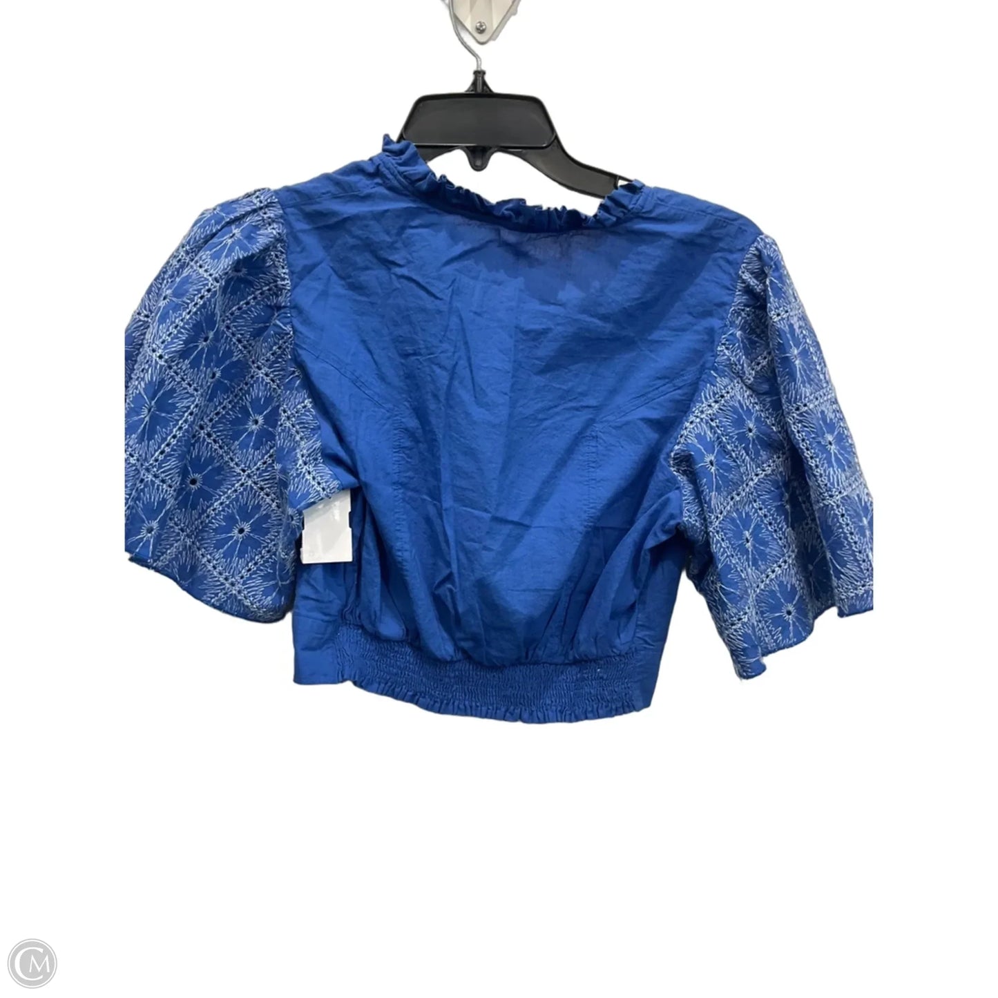 Top Short Sleeve By Solitaire In Blue & White, Size: S