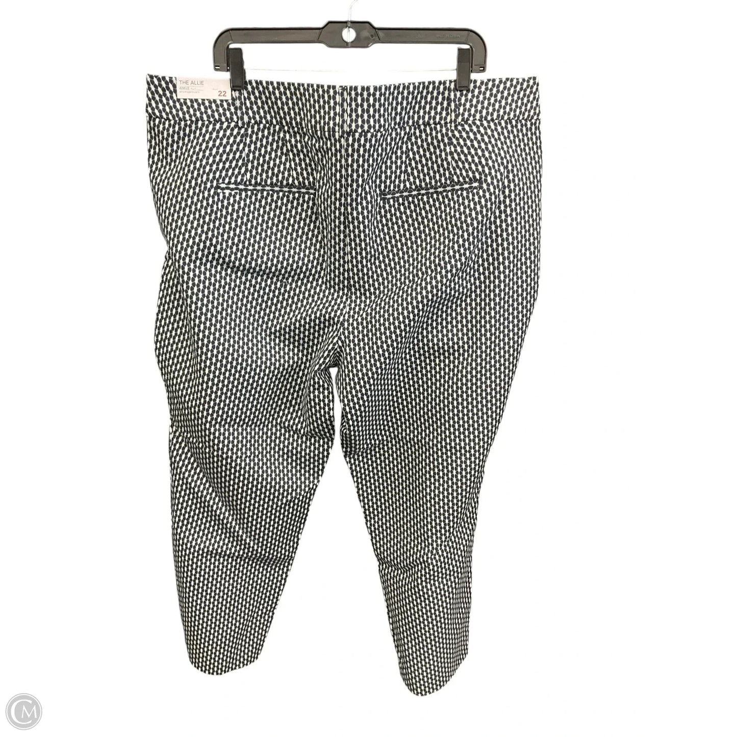 Pants Cropped By Lane Bryant In Multi-colored, Size: 22