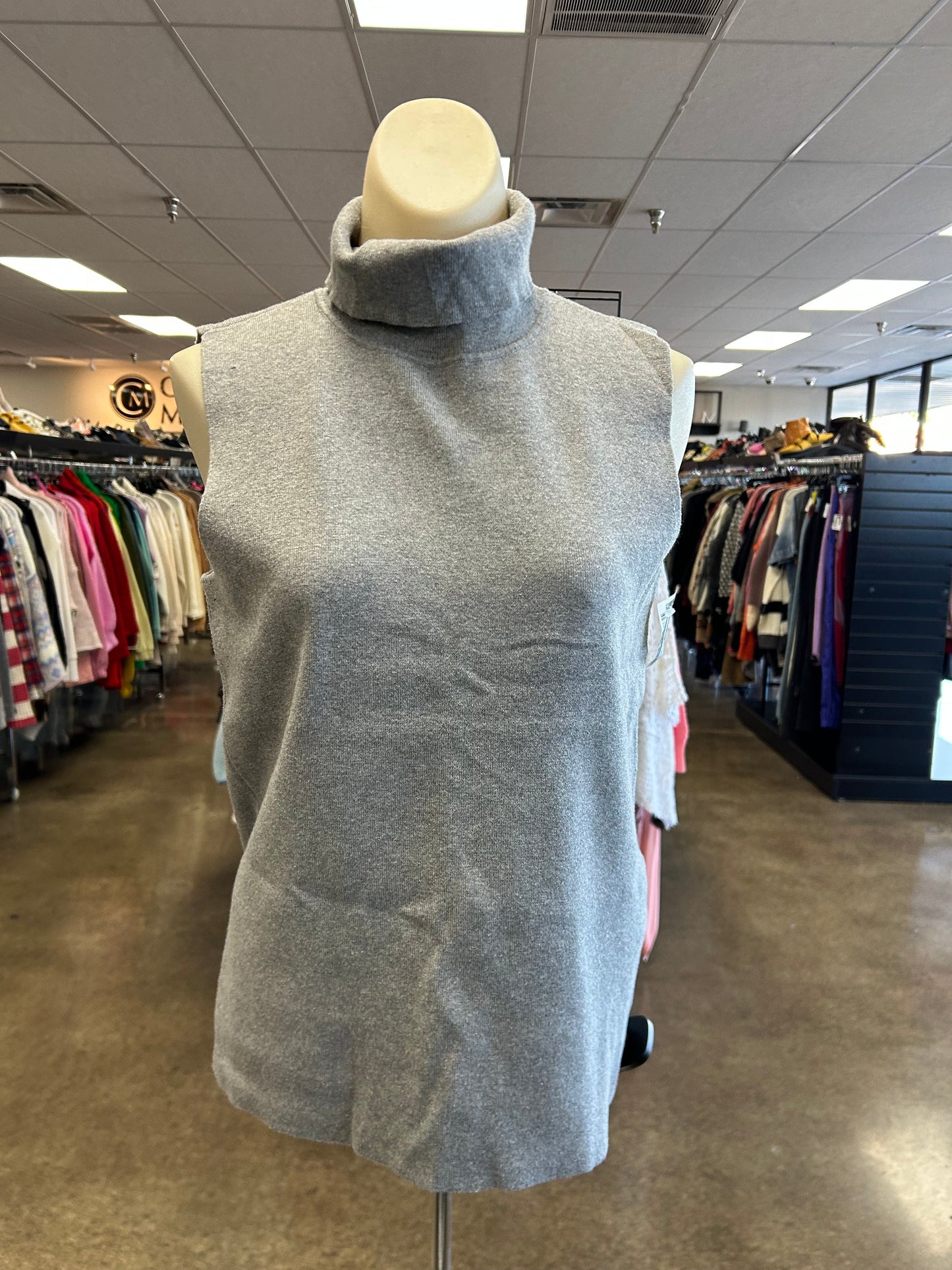 Top Sleeveless By Talbots In Grey, Size:Lp