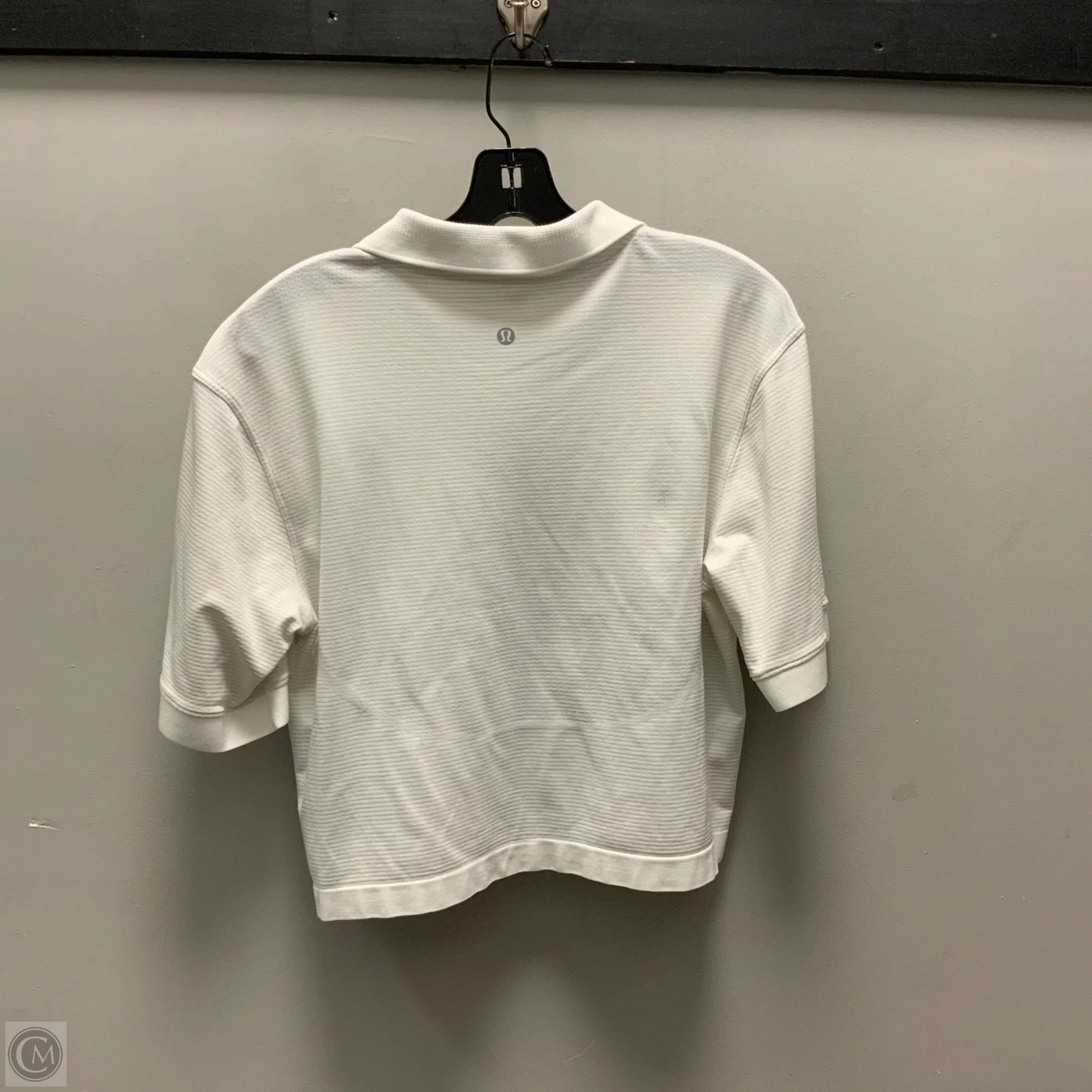 Athletic Top Short Sleeve By Lululemon In White, Size: M