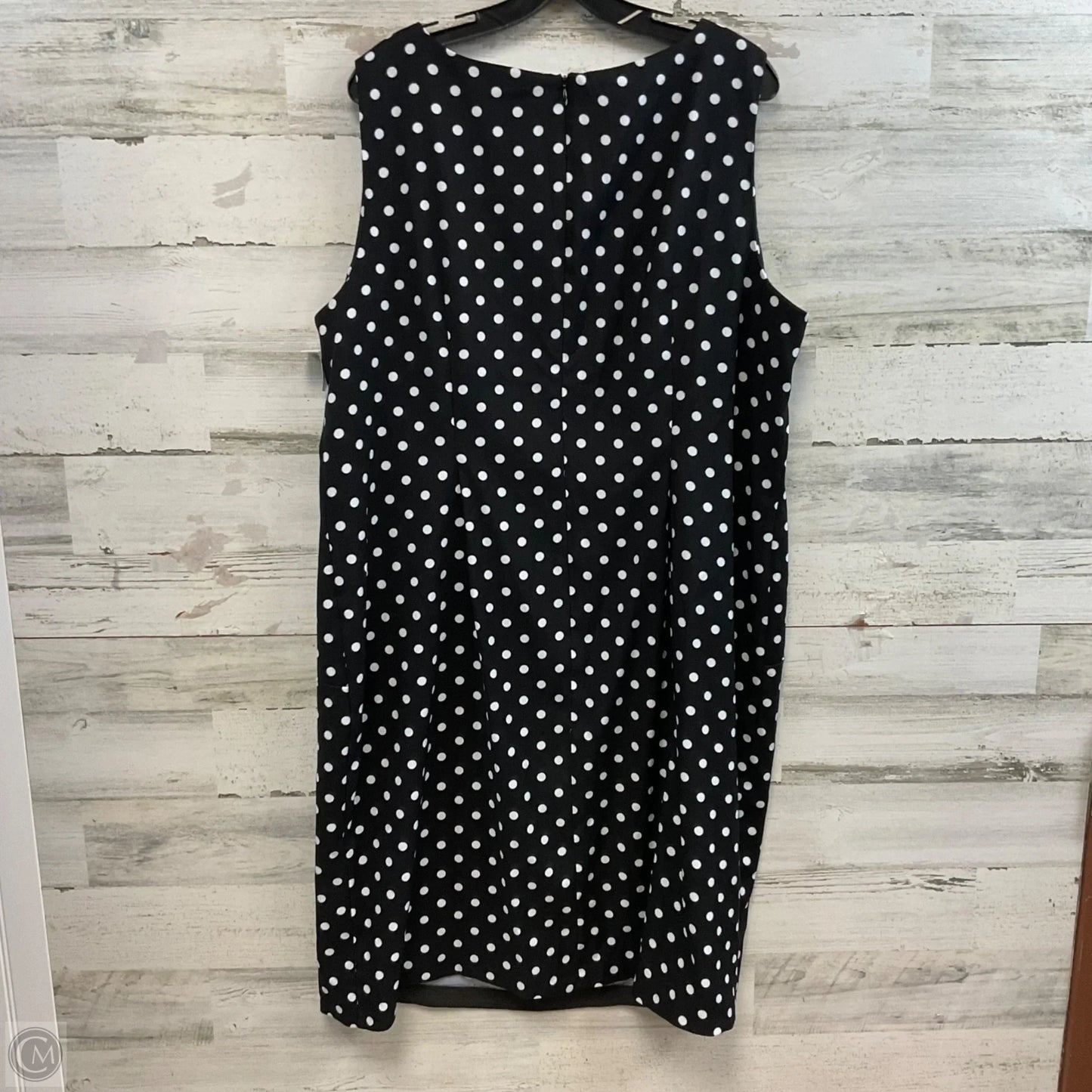 Dress Casual Short By Alyx In Black & White, Size: 3x