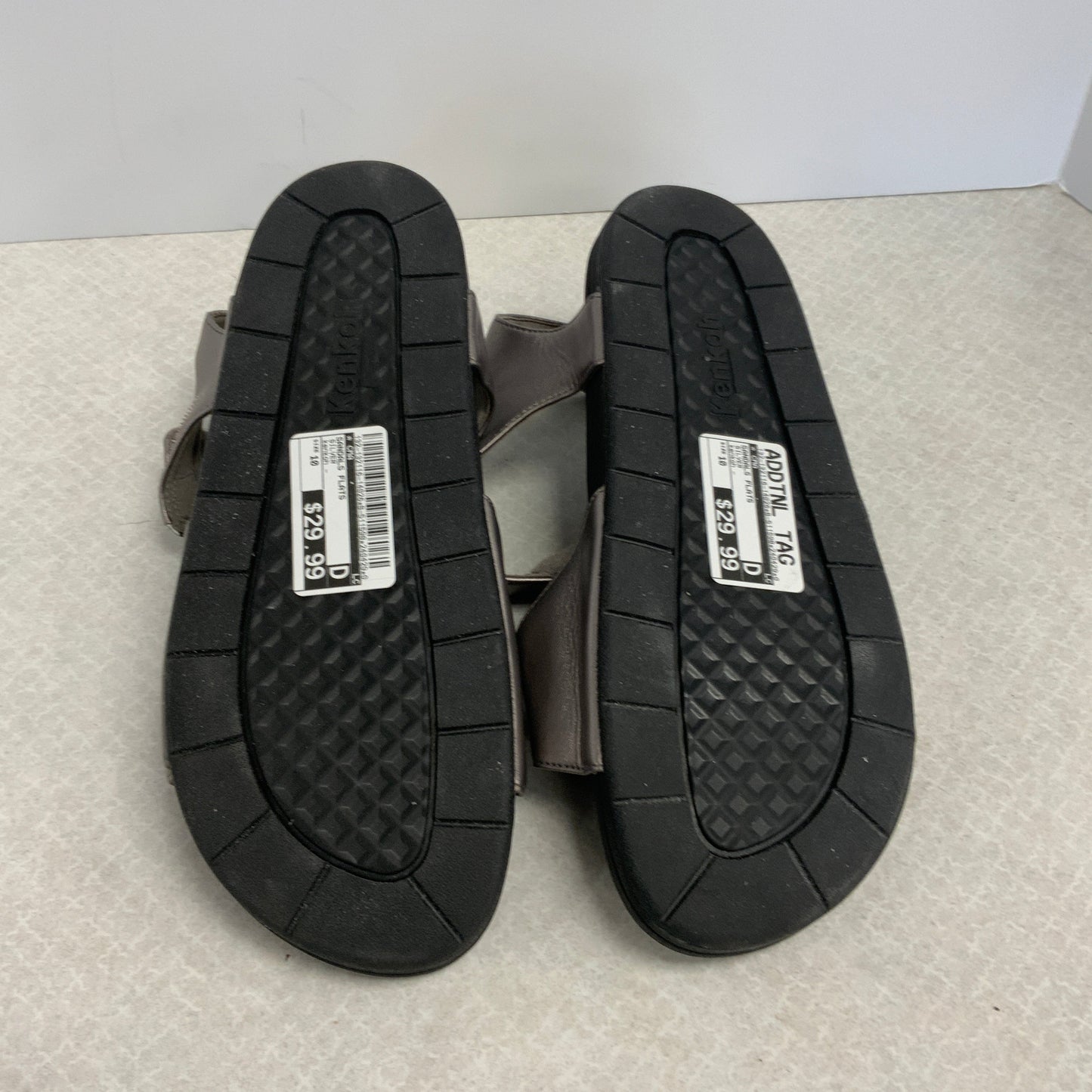 Sandals Flats By KENKOH Size: 10