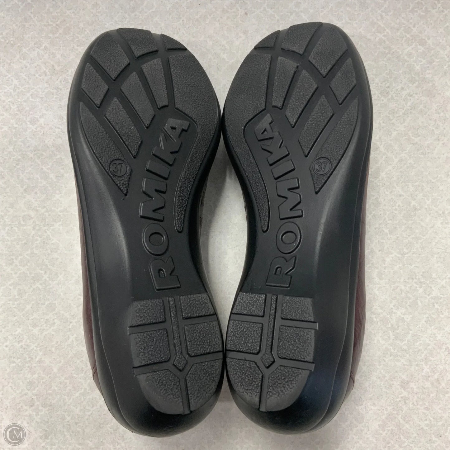 Shoes Flats By Romika In Maroon, Size: 7