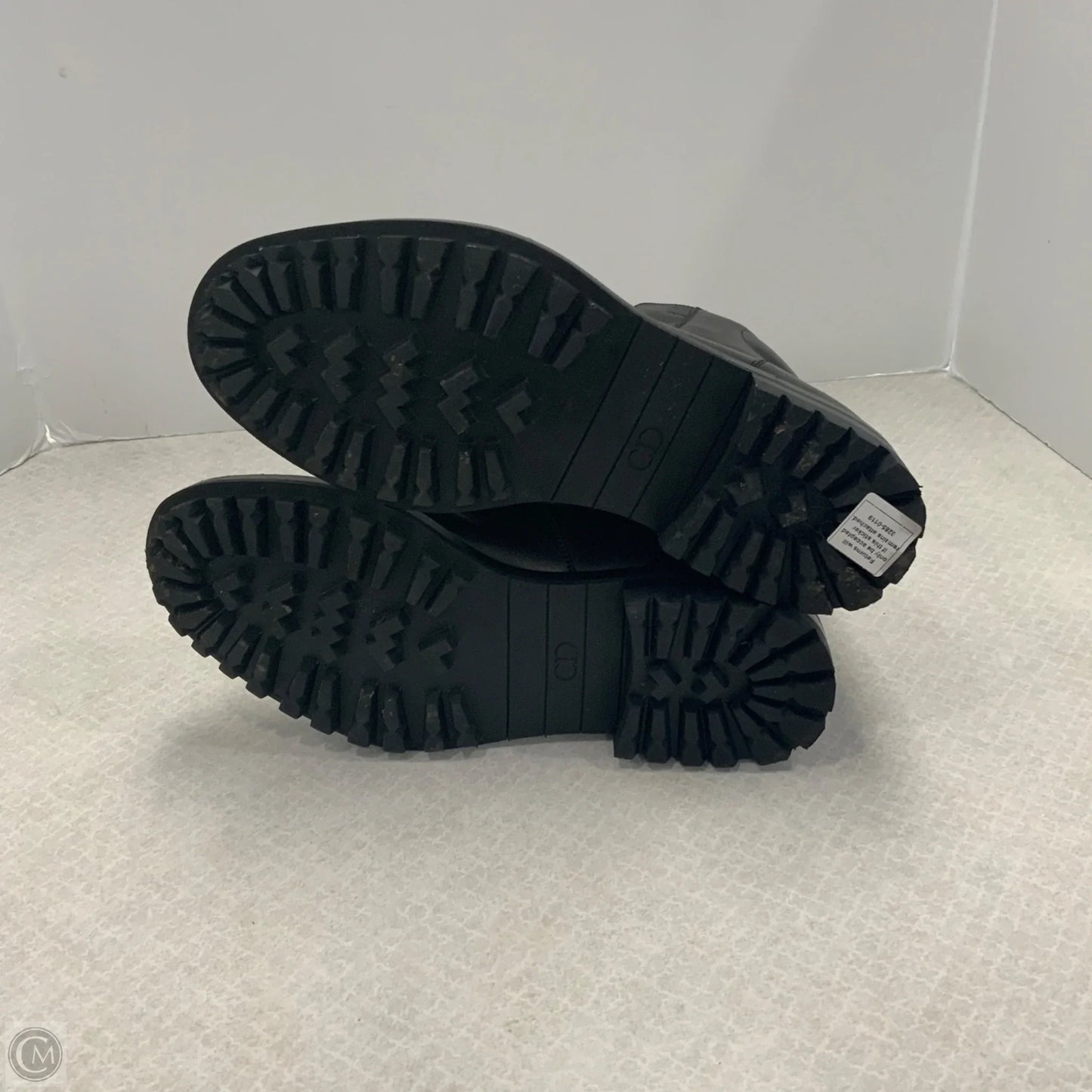 Boots Luxury Designer By Dior In Black, Size: 7.5