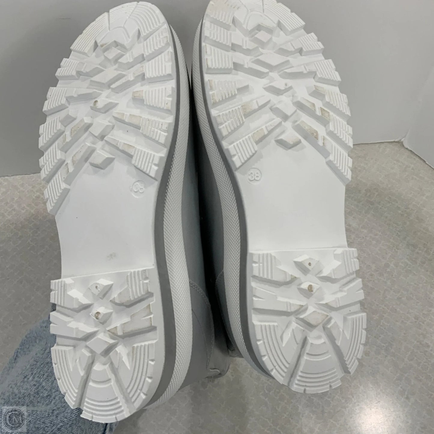 Boots Snow By Cmf In Silver, Size: 7.5