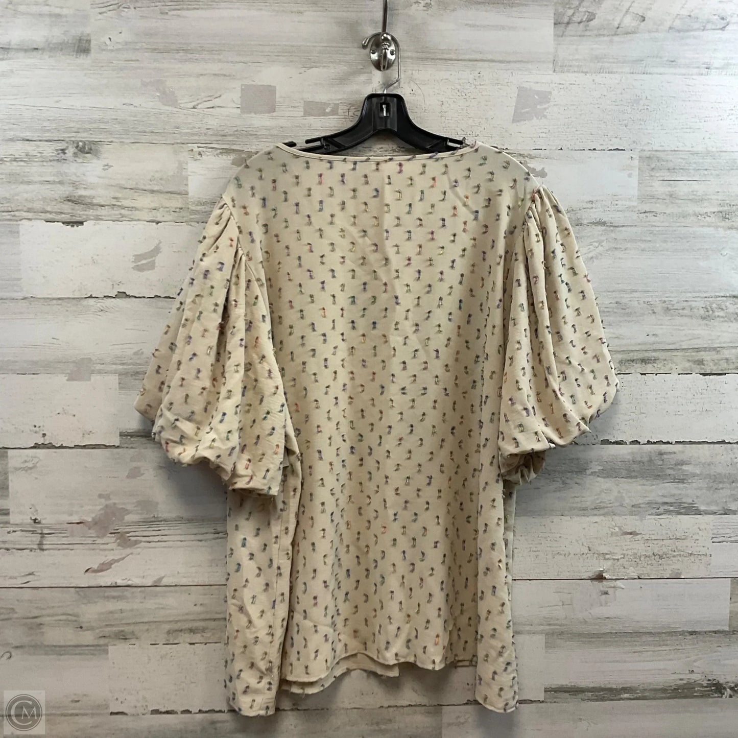 Top Short Sleeve By Cato In Cream, Size: 3x