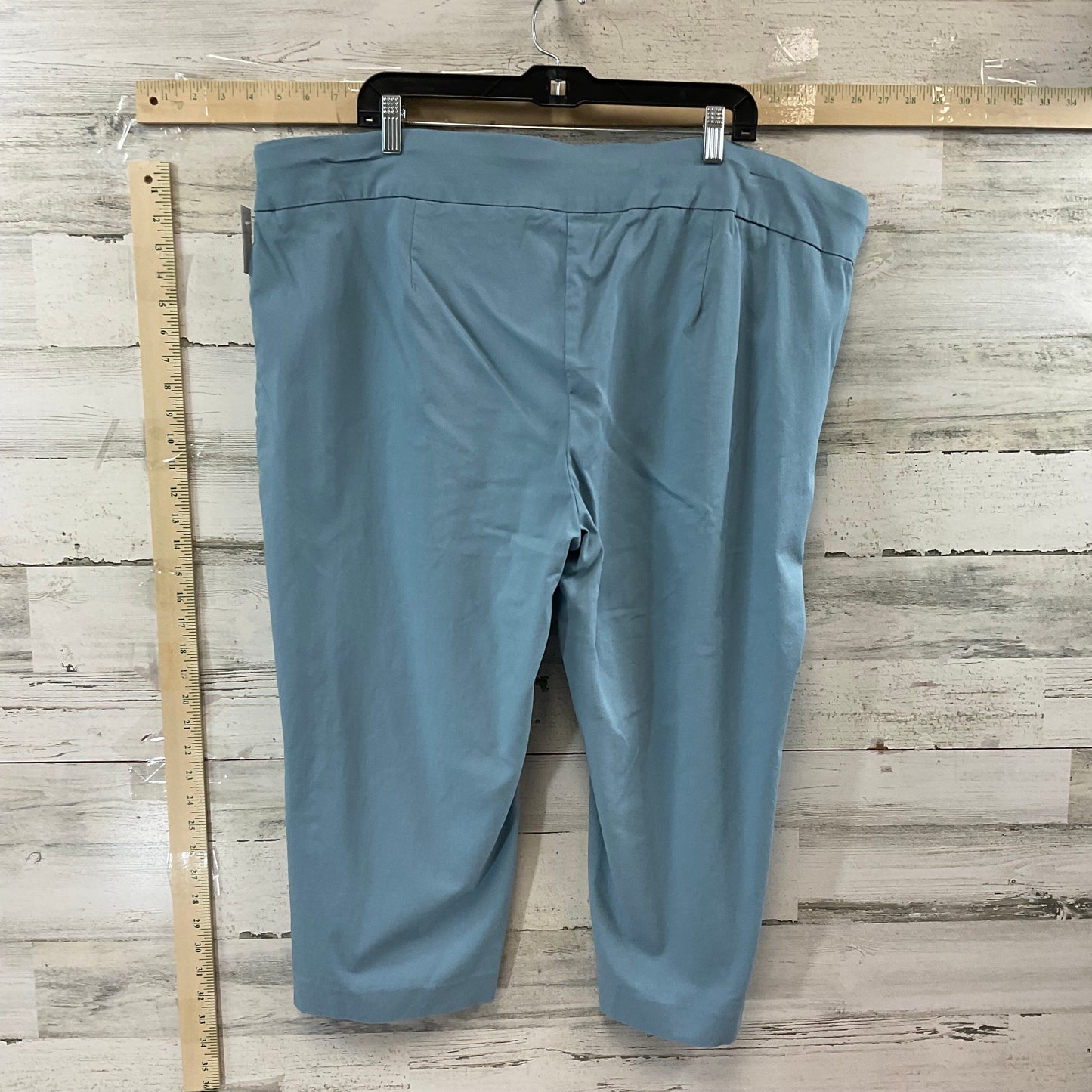 Capris By Alfani Size: 26