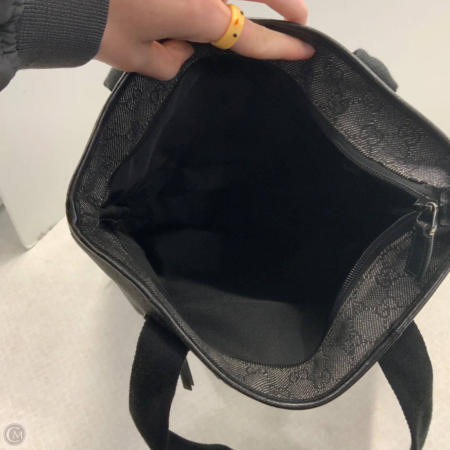 Handbag Luxury Designer By Gucci, Size: Large