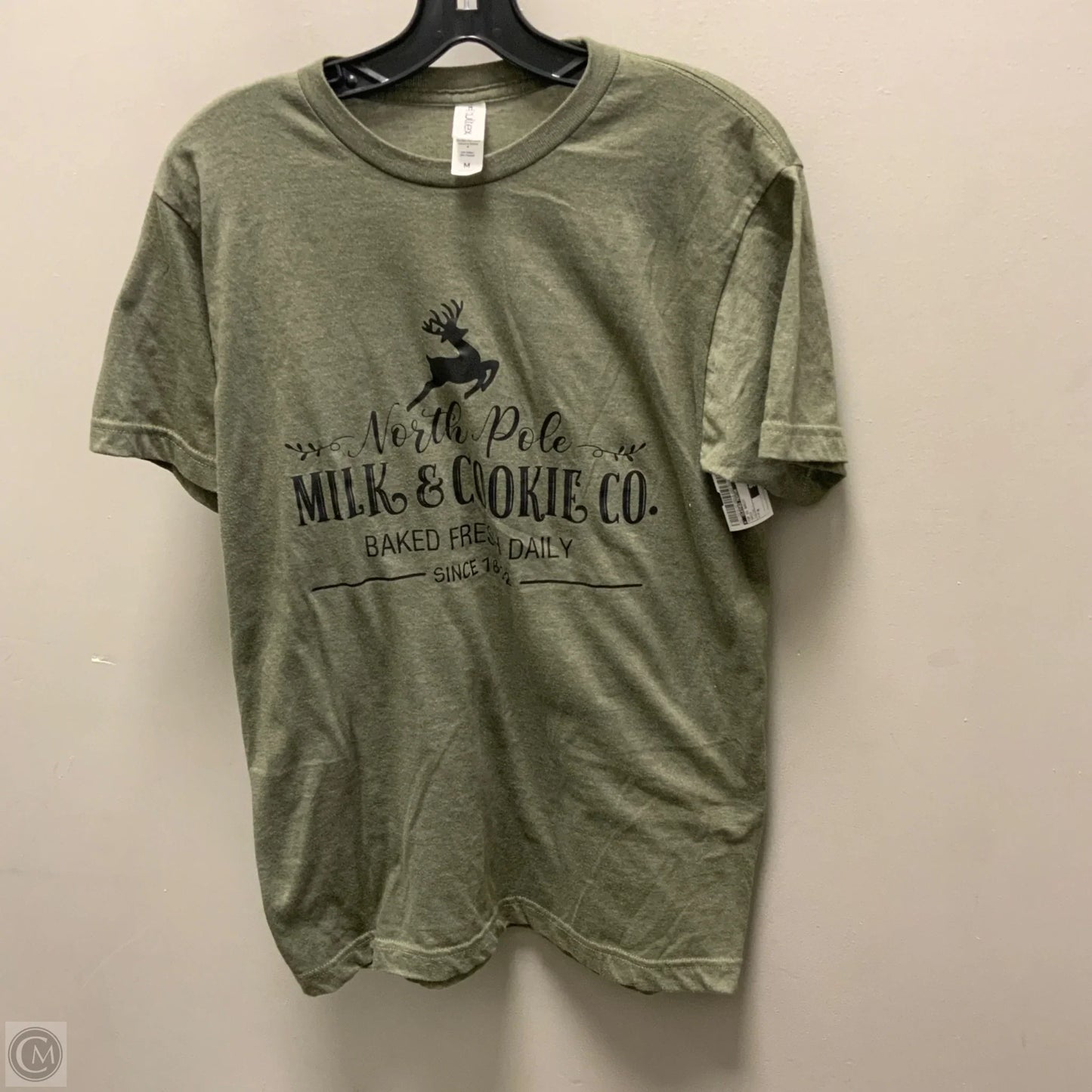 Top Short Sleeve Basic By Clothes Mentor In Green, Size: M