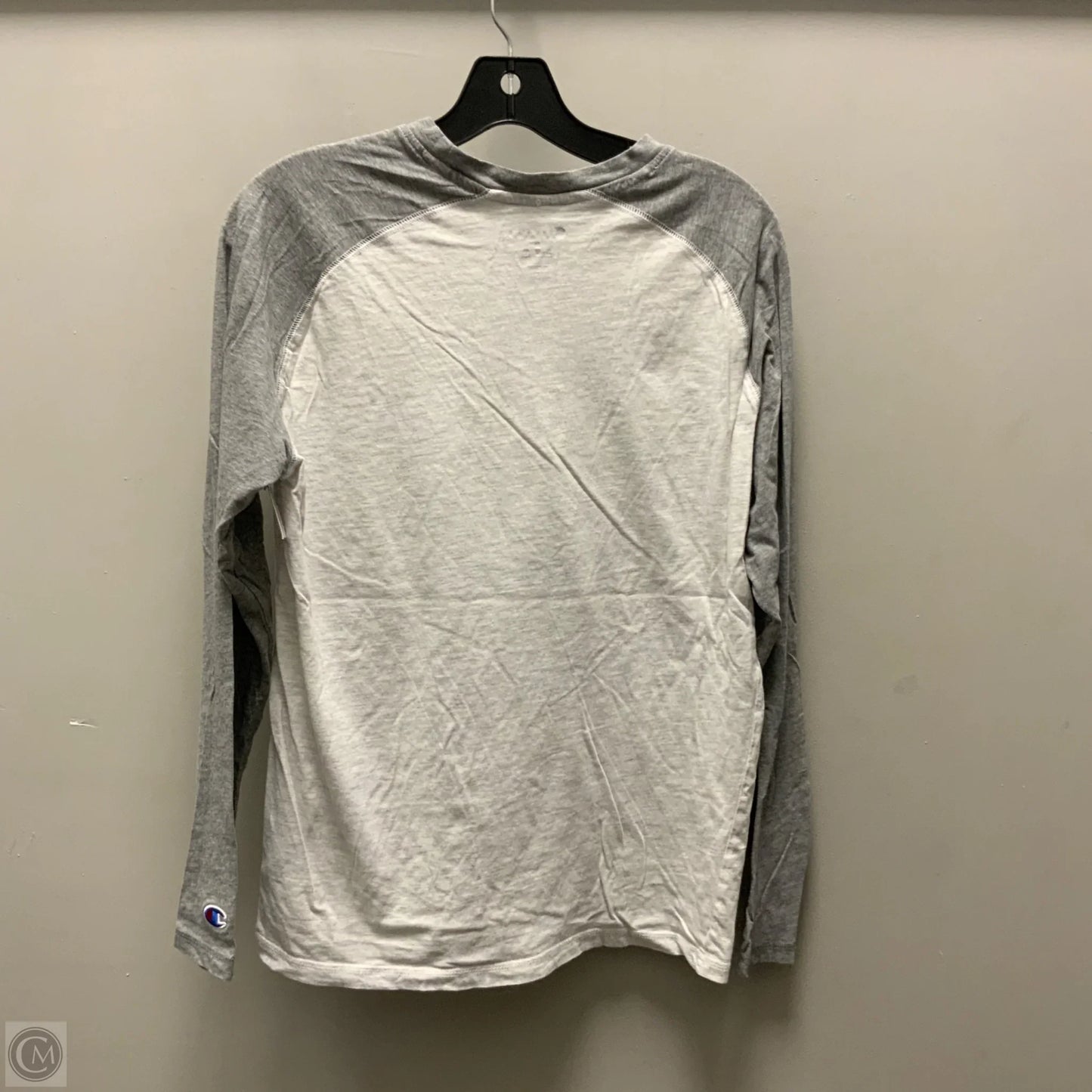 Top Long Sleeve Basic By Champion In Grey, Size: M