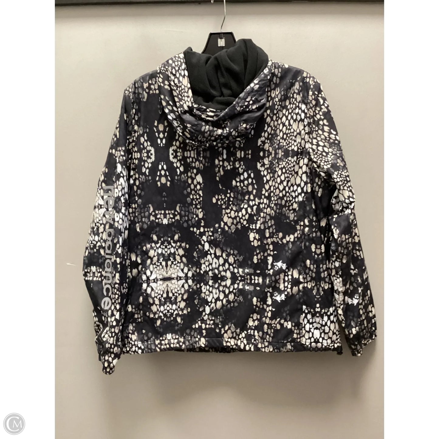 Jacket Windbreaker By New Balance In Grey, Size: L