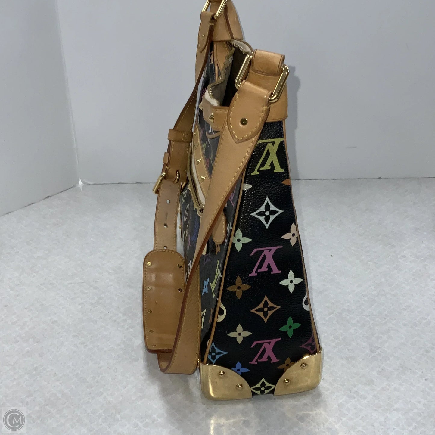 Handbag Luxury Designer By Louis Vuitton, Size: Medium