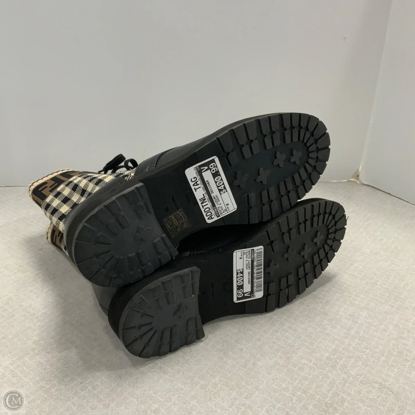 Boots Luxury Designer By Fendi In Black & Cream, Size: 9