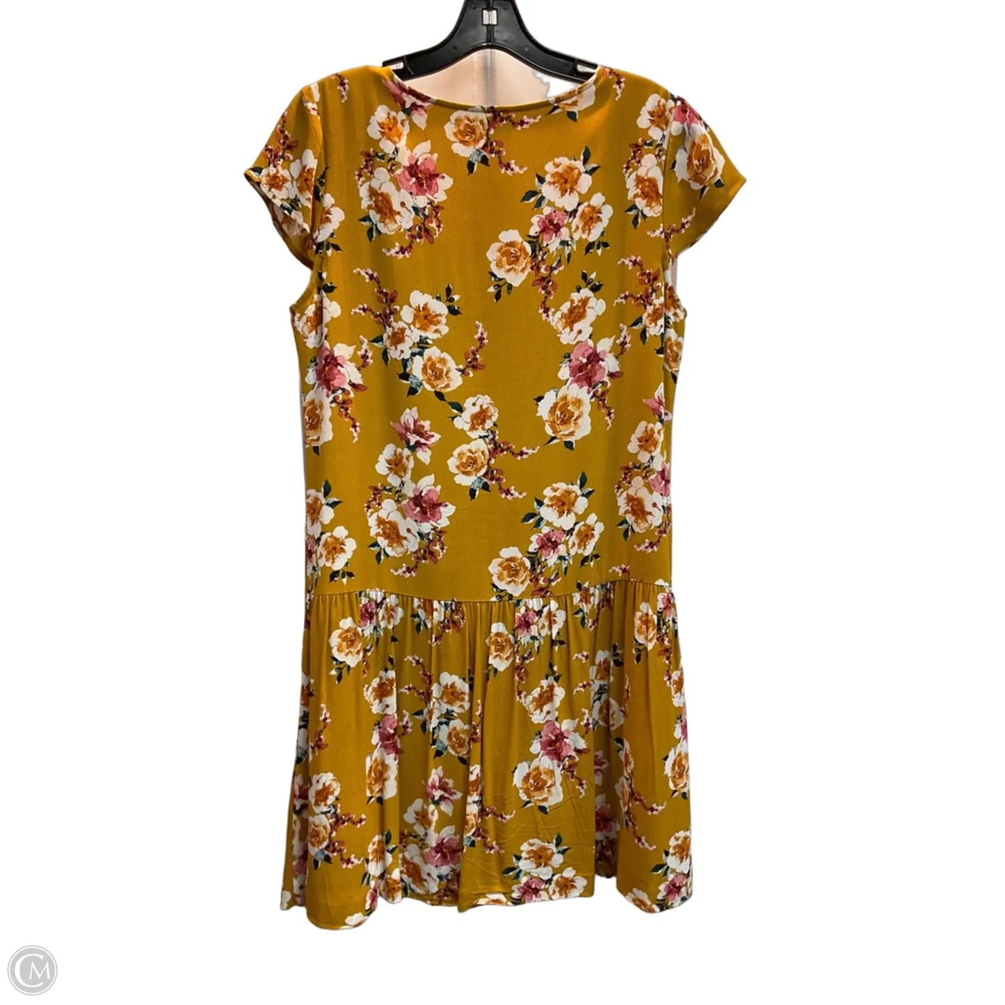 Dress Casual Short By Garnet Hill In Gold, Size: S