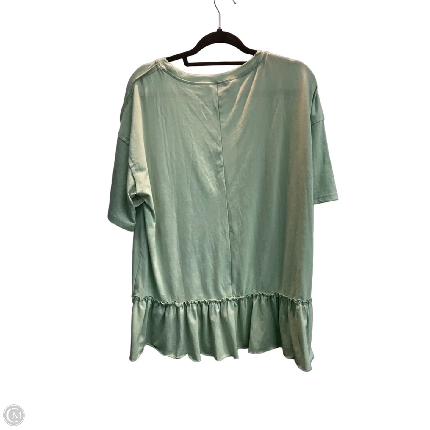Top Short Sleeve By Dokotoo In Green, Size: M
