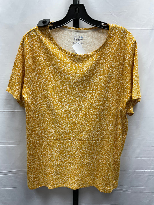 Top Short Sleeve By Croft And Barrow  Size: 1x