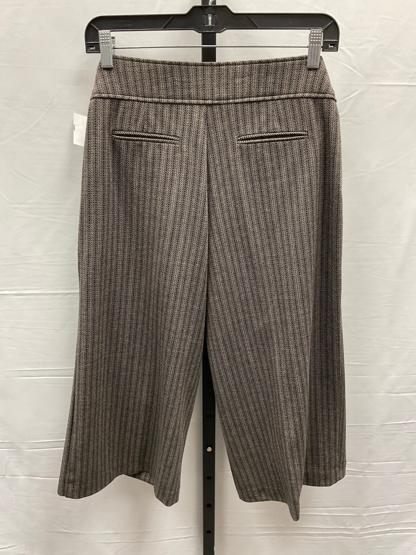 Capris By New York And Co  Size: S