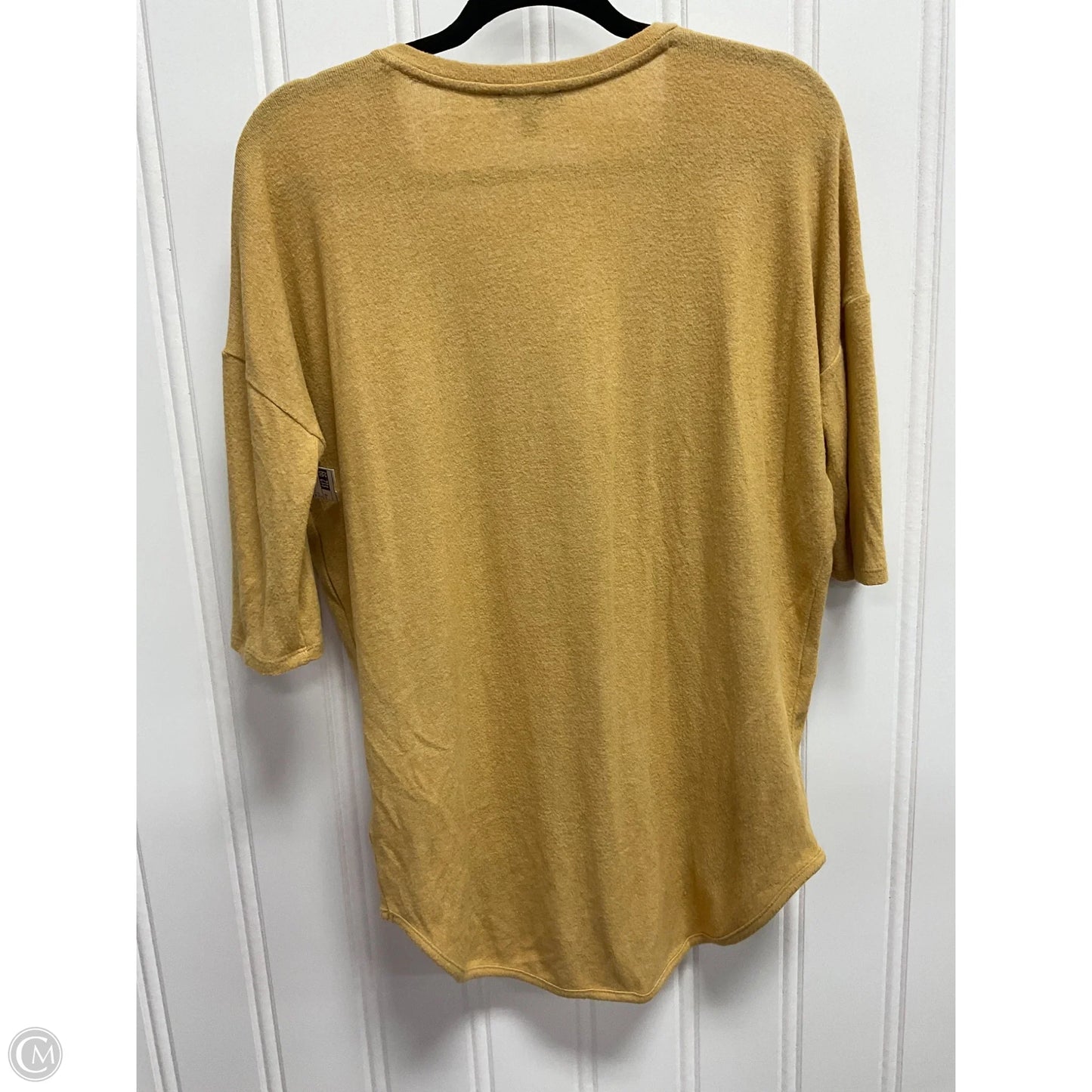 Top 3/4 Sleeve By Express In Yellow, Size: Sp