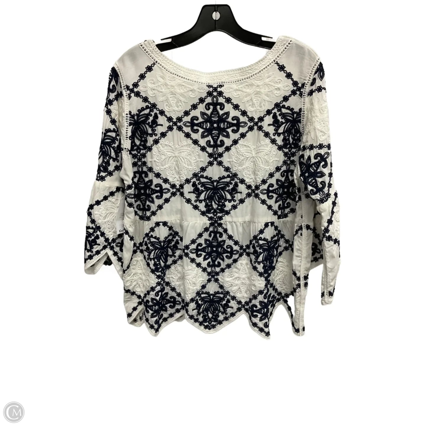 Top Long Sleeve By Clothes Mentor In Blue & White, Size: L