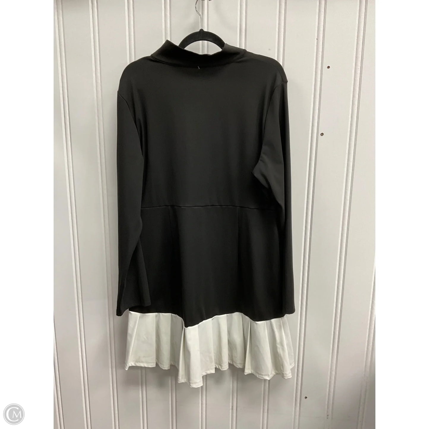 Athletic Dress By Clothes Mentor In Black, Size: 2x