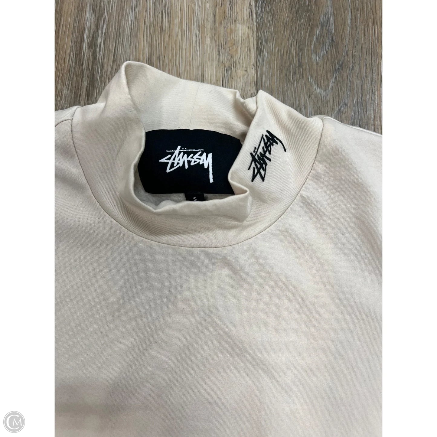 Top Long Sleeve By Stussy In Cream, Size: S