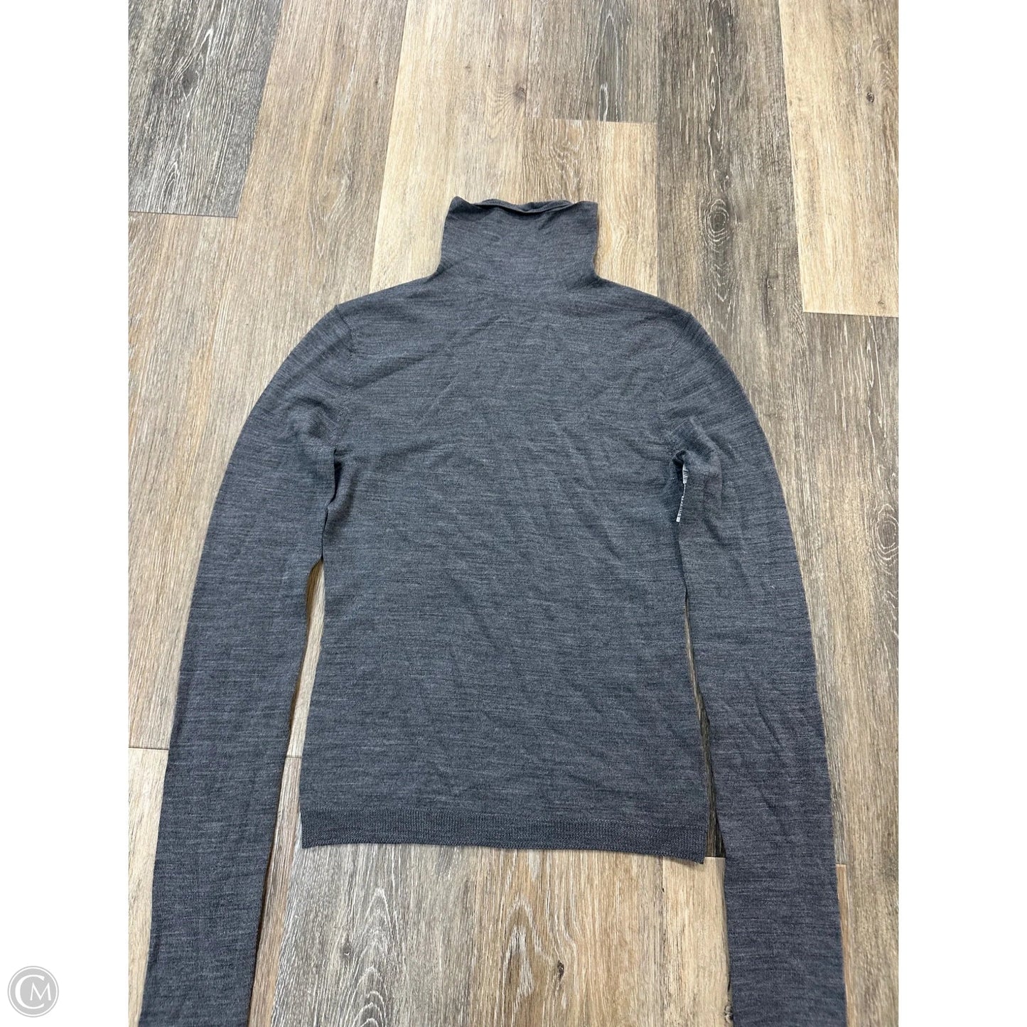 Top Long Sleeve Designer By Reformation In Grey, Size: S