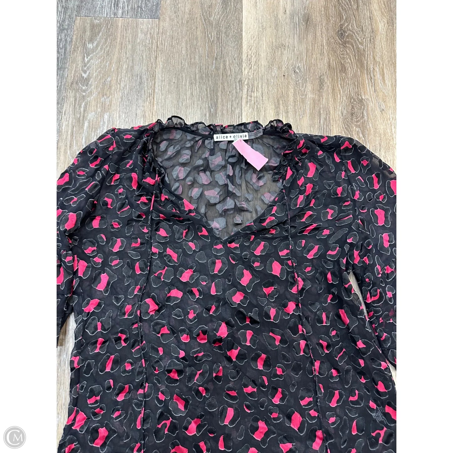Blouse Designer By Alice + Olivia In Black & Pink, Size: Xs