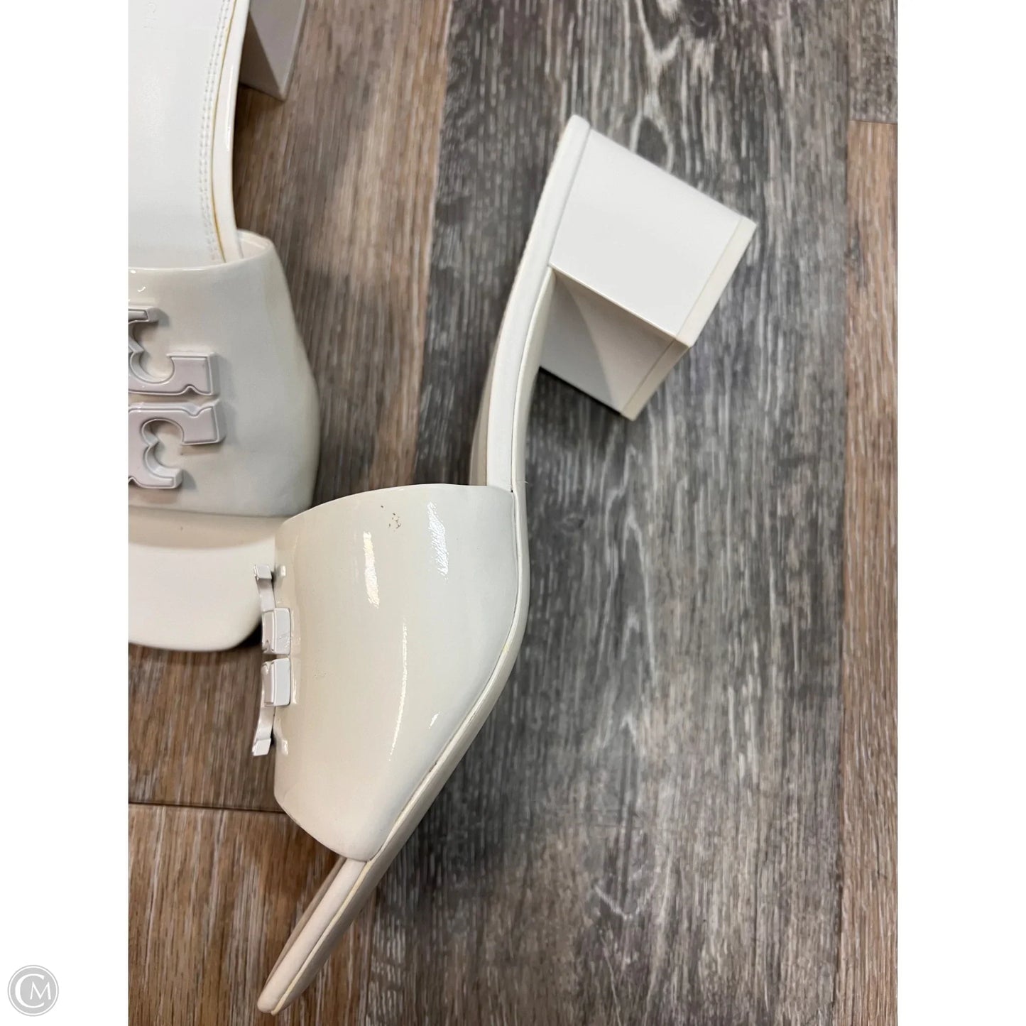 Sandals Designer By Tory Burch In White, Size: 9.5