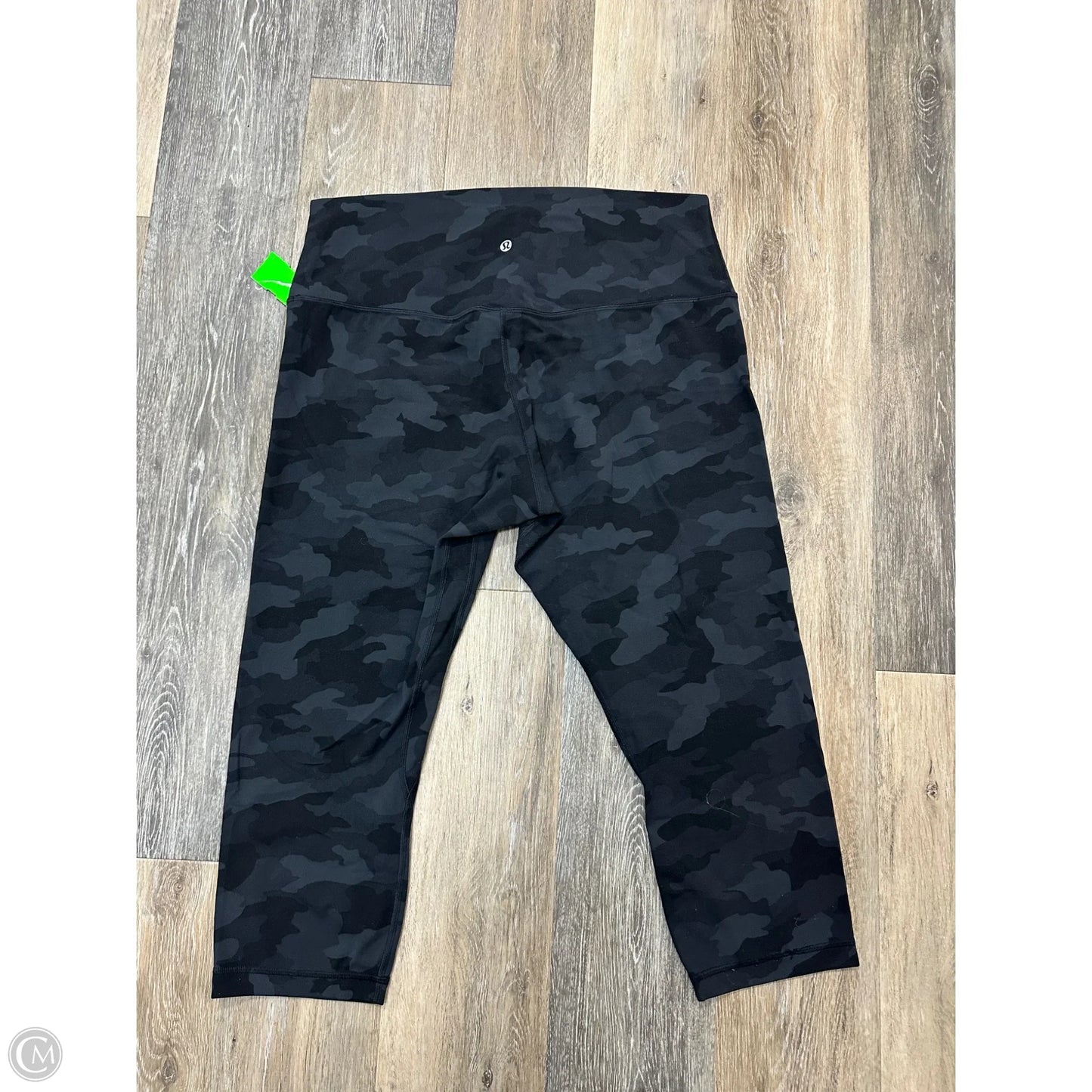 Athletic Leggings Capris By Lululemon In Camouflage Print, Size: 16