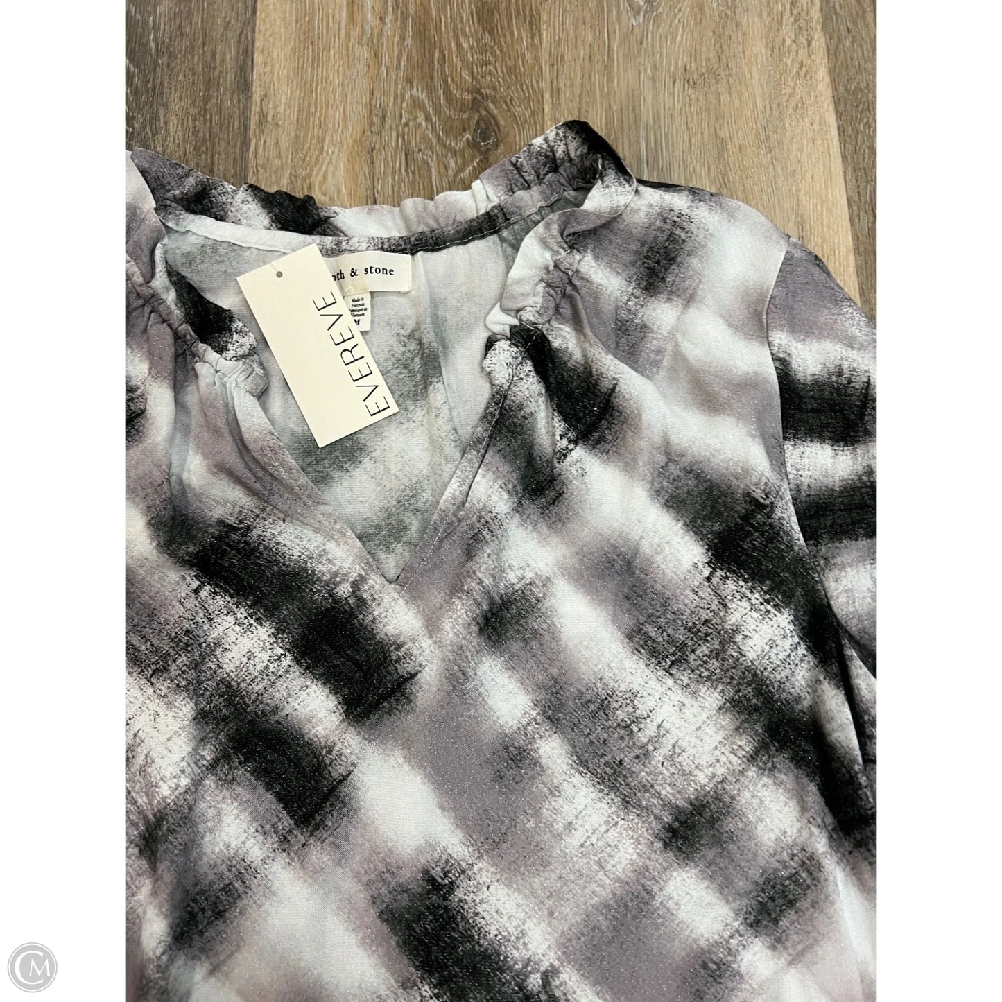 Blouse Long Sleeve By Cloth & Stone In Grey & White, Size: M