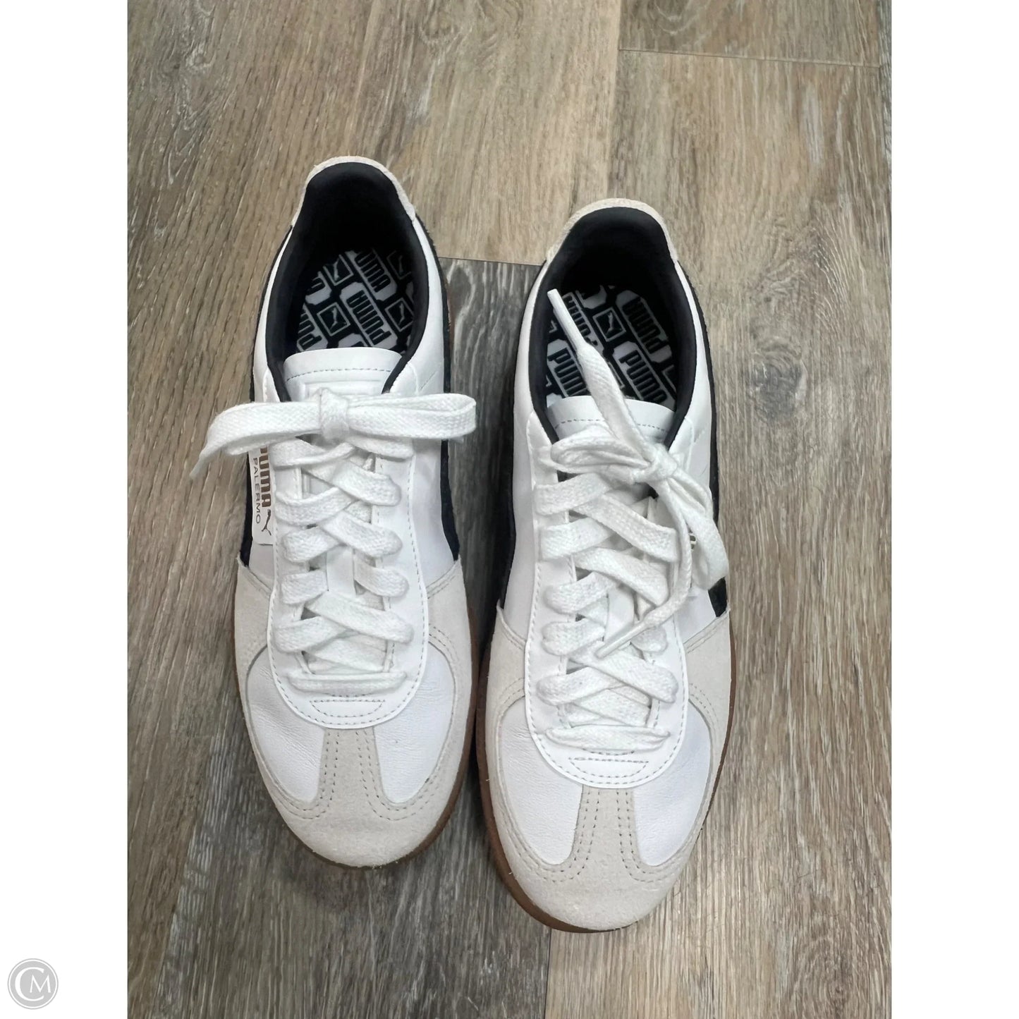 Shoes Athletic By Puma In White, Size: 10