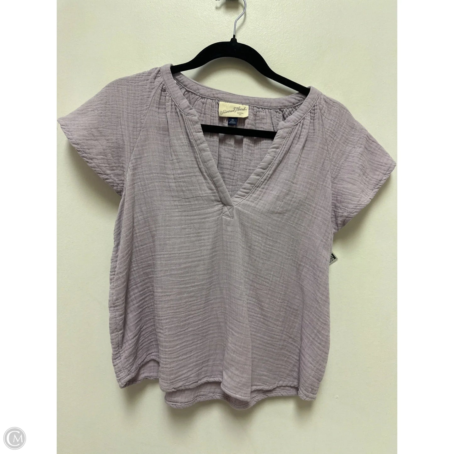 Top Short Sleeve By Universal Thread In Purple, Size: Xs