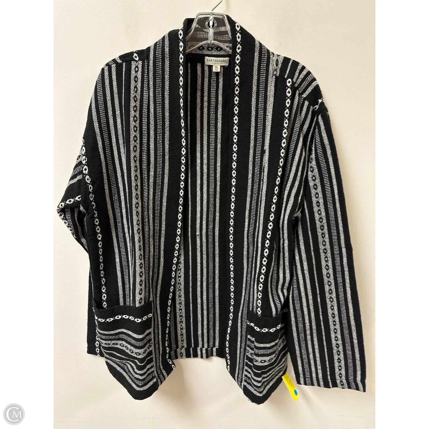 Sweater Cardigan By Earthbound In Black & White, Size: Xl