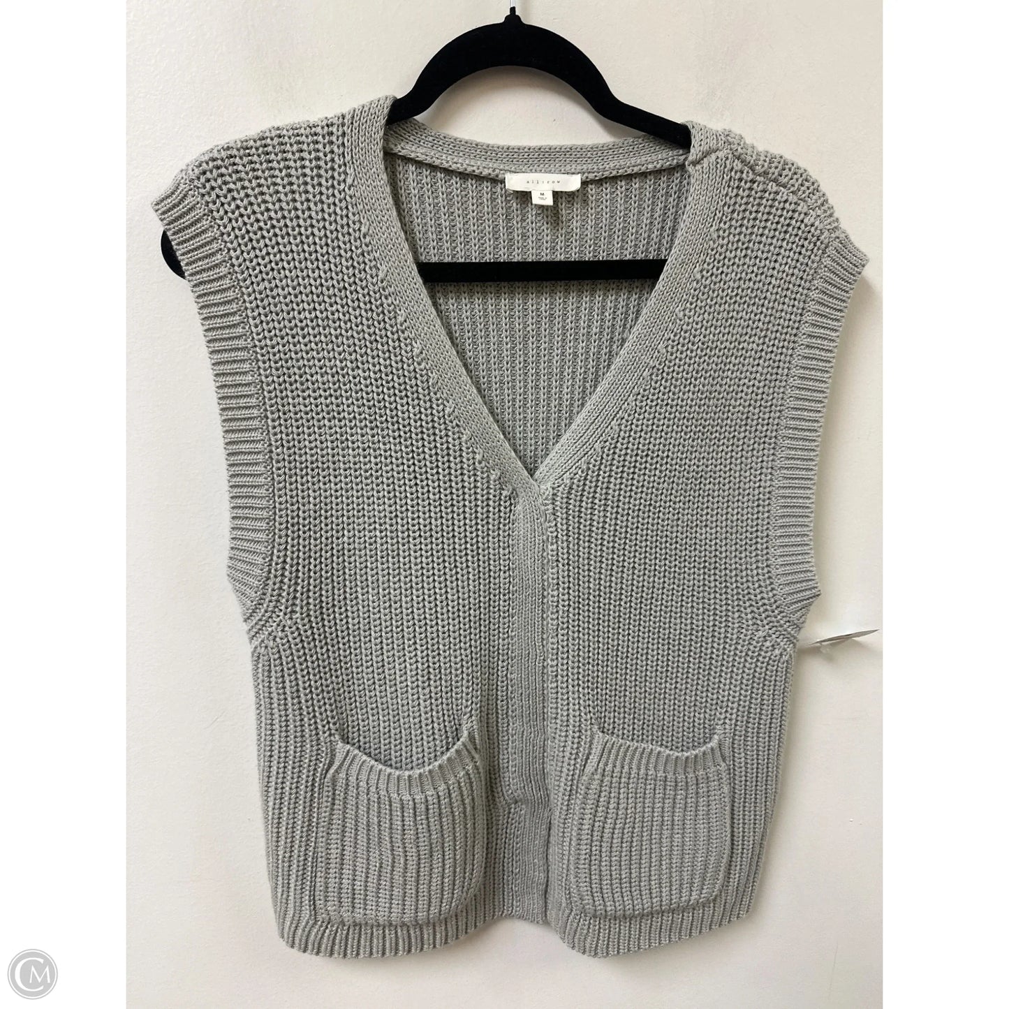 Vest Sweater By Clothes Mentor In Grey, Size: M