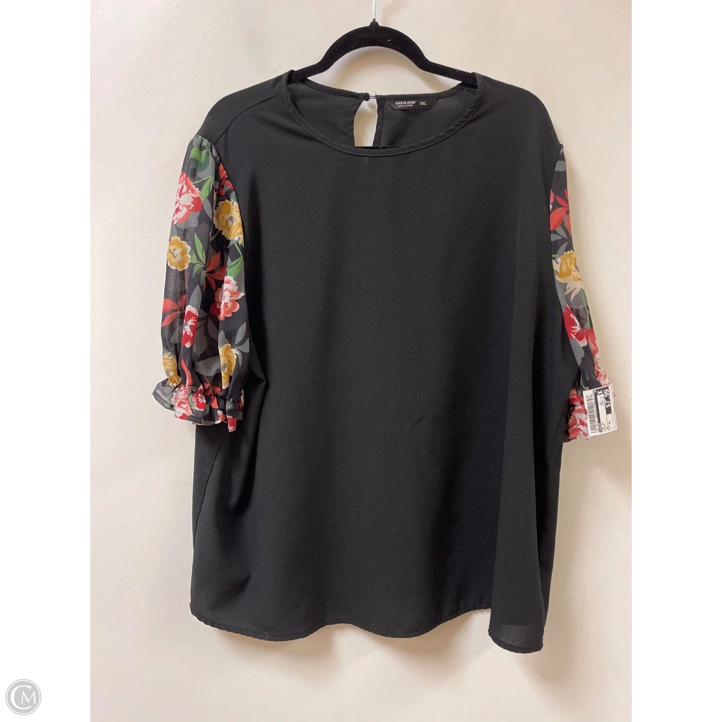 Top Short Sleeve By Shein In Black, Size: 3x