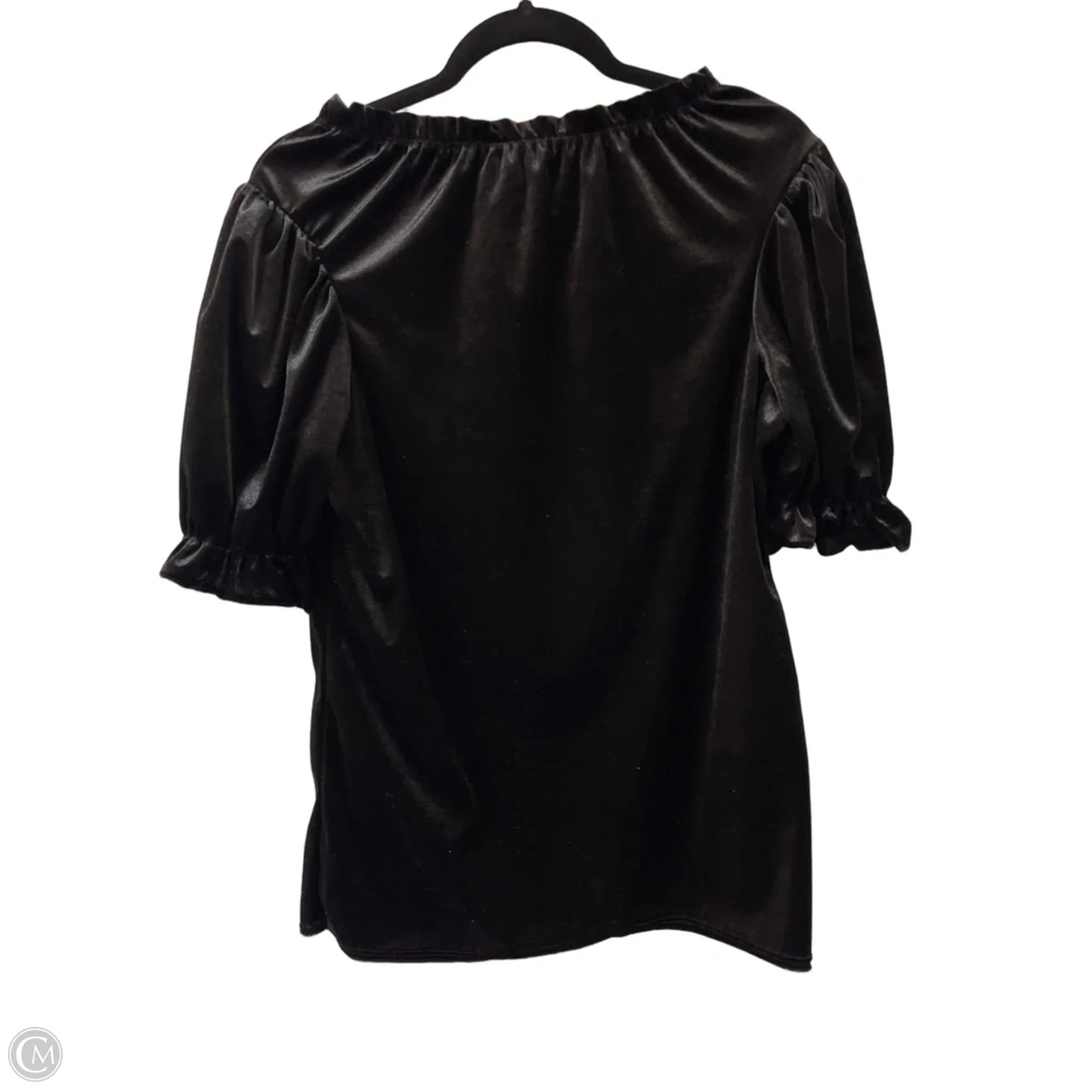 Top Short Sleeve By Acting Pro In Black, Size: M