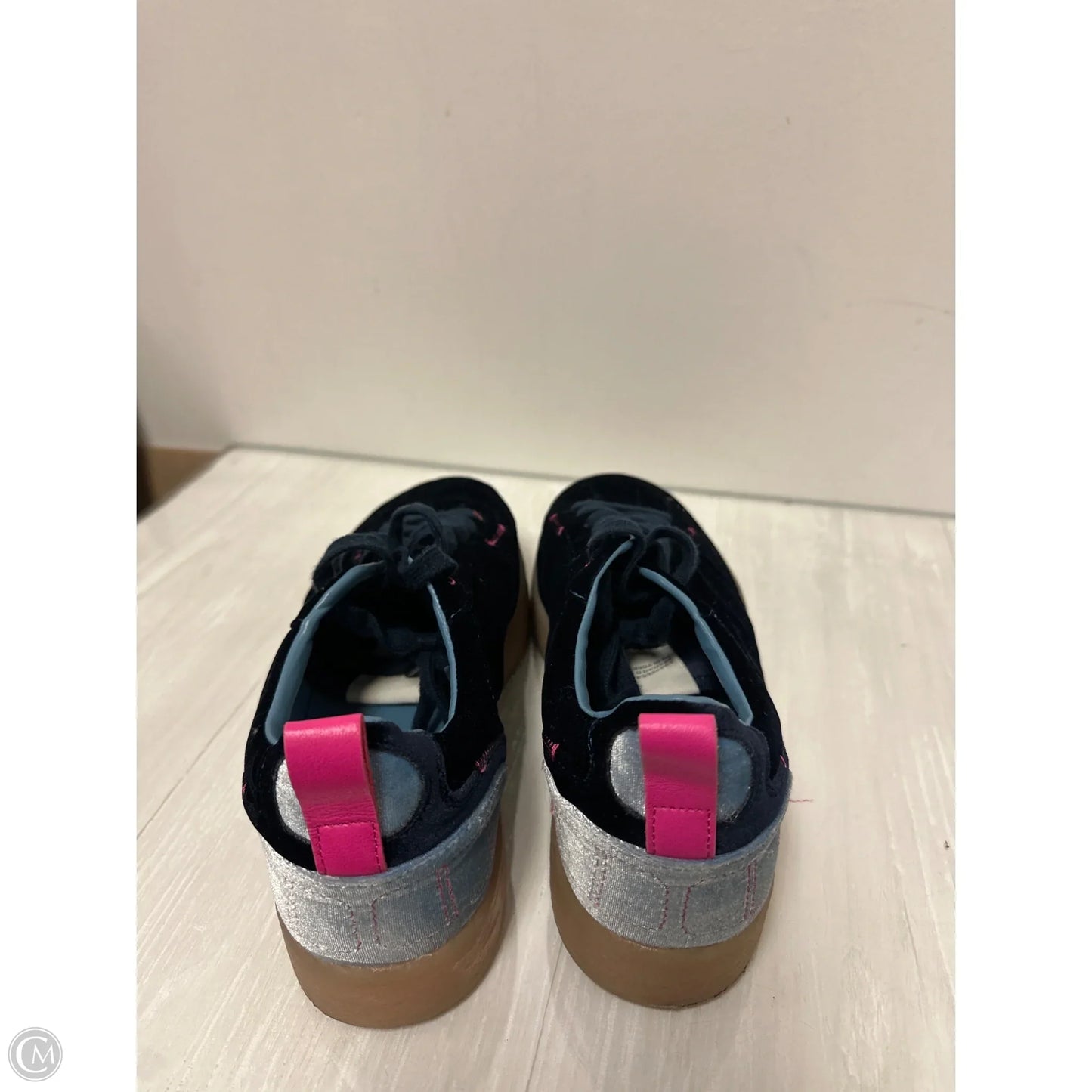 Shoes Sneakers By Steve Madden In Navy, Size: 11