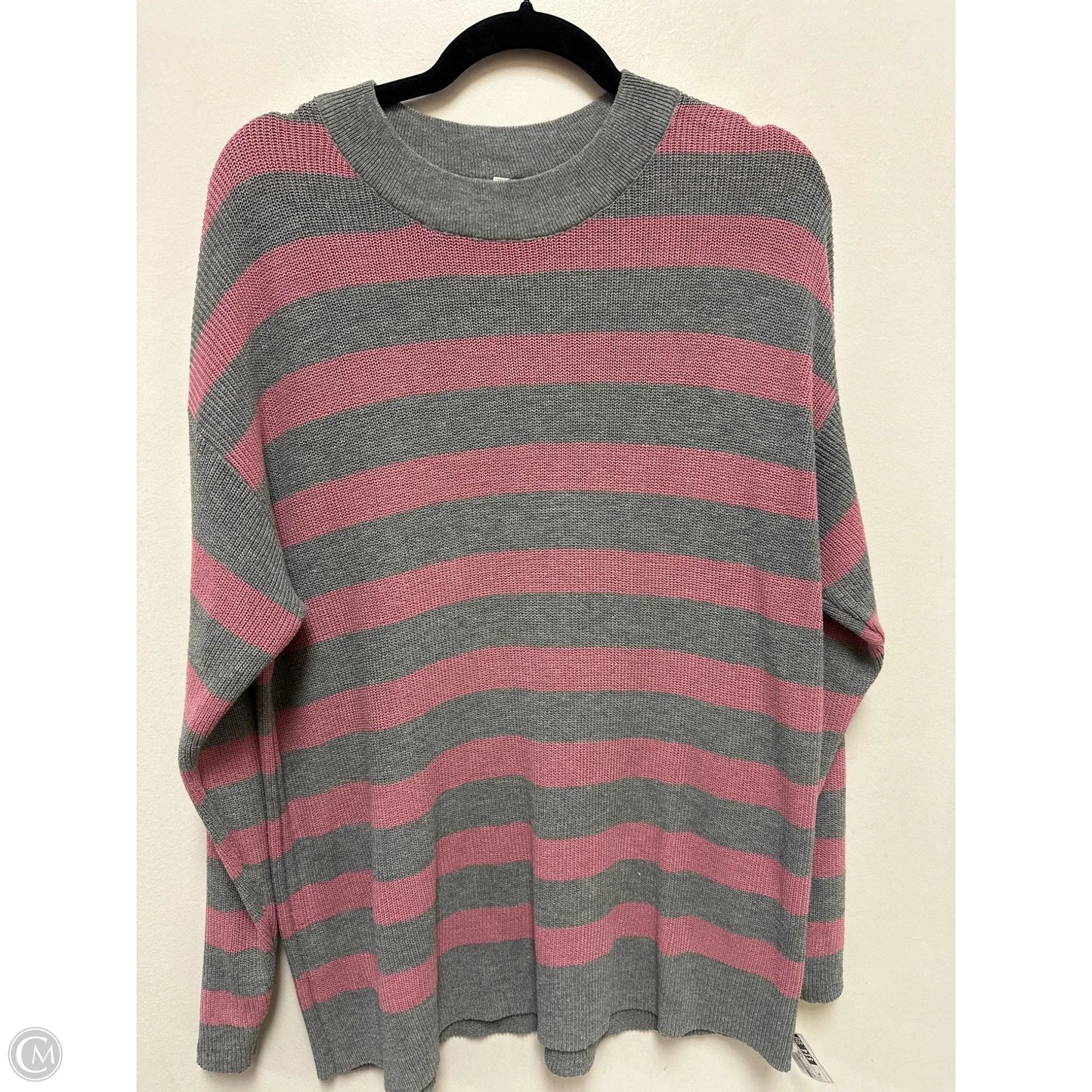 Sweater By Clothes Mentor In Grey & Pink, Size: Xl
