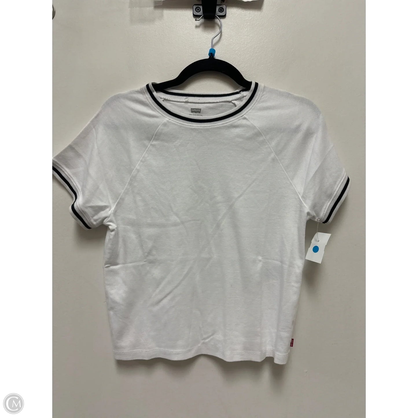 Top Short Sleeve By Levis In White, Size: Xl