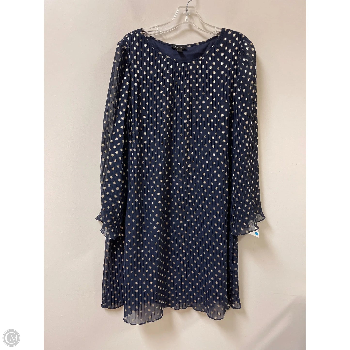 Dress Casual Short By Clothes Mentor In Navy, Size: M