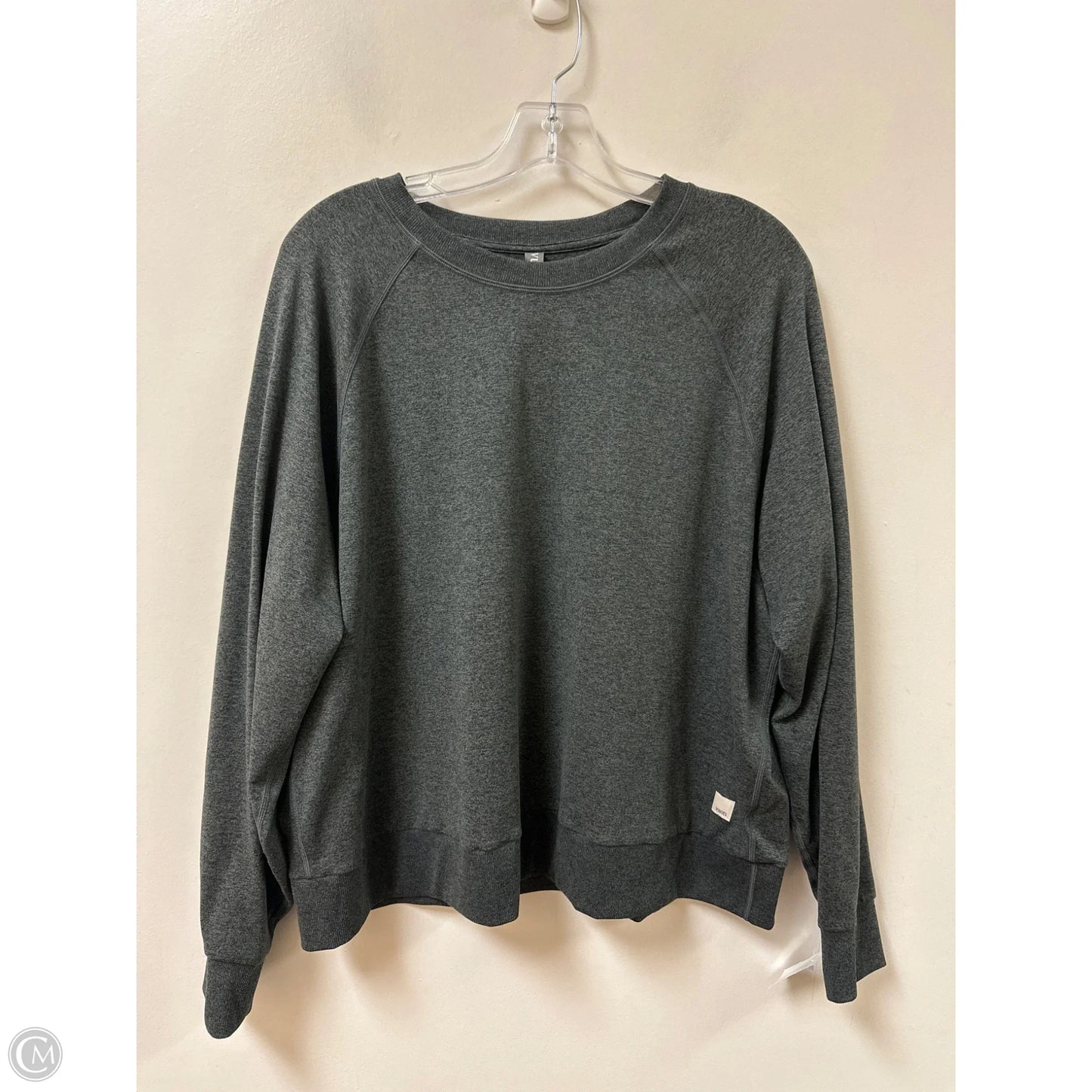Athletic Top Long Sleeve Crewneck By Vuori In Grey, Size: Xl