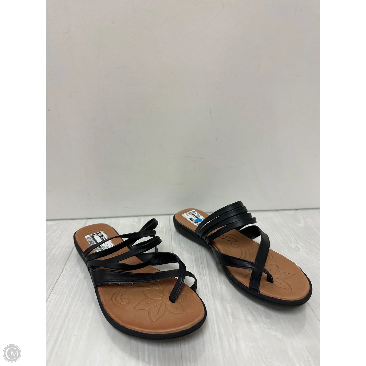 Sandals Flats By Boc In Black, Size: 11